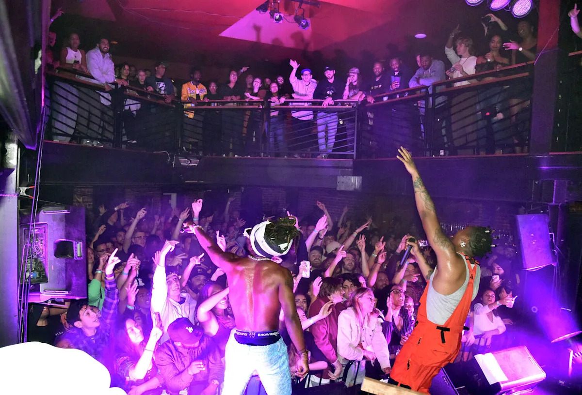 After closing without notice, Oakland's New Parish has been put up for sale