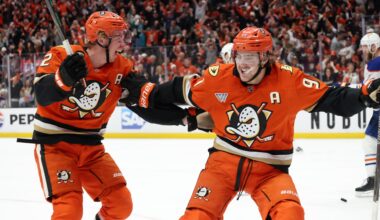 Carlsson, Terry lead Ducks to 5-2 win in Game 6, eliminating the 2-time conference champ Oilers
