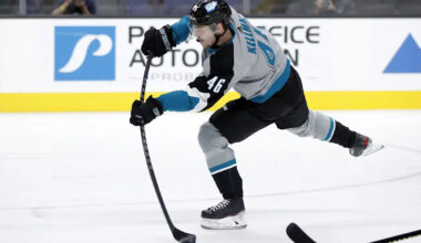 Former Sharks Forward Signs With Rögle BK in Sweden
