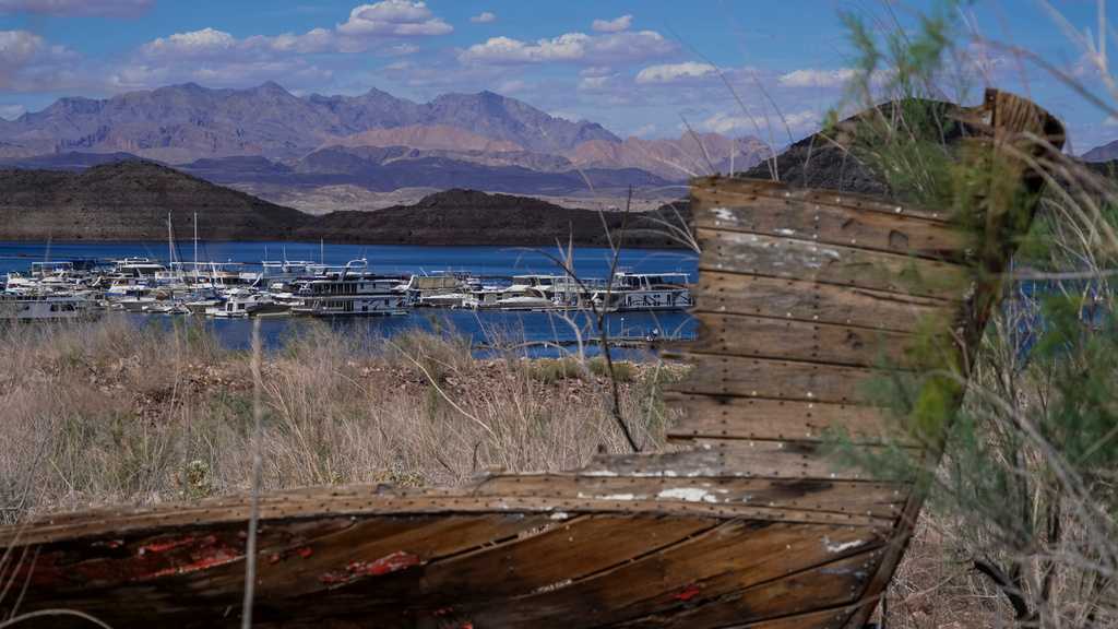 California, Nevada and Arizona announce temporary plan to save water from the Colorado River