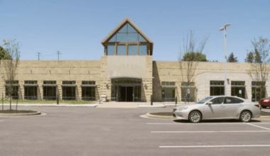 EVPL Oakland branch reopens after renovations