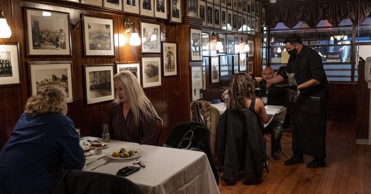 California Assembly approves bill cracking down on restaurant reservation black market