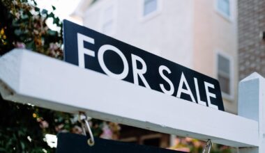 Oakland home prices fall sharply, among the steepest declines in the nation