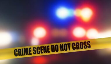 1 dead, 3 injured in San Francisco after car falls 25 feet off freeway in crash, CHP says