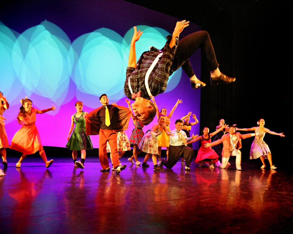 Global Motion World Dance Company - Photo courtesy of the artists.