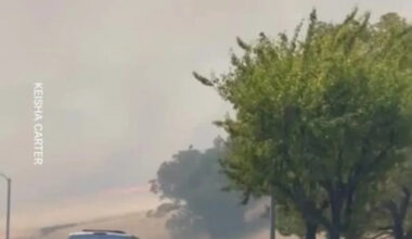 Huge Wildfire Sends Smoke Billowing Over Simi Valley in California