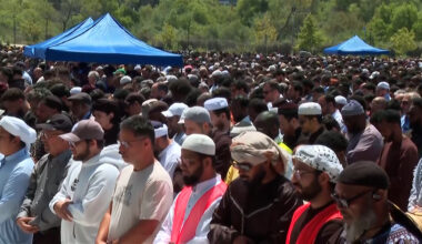 Thousands attend funeral prayers for San Diego mosque attack victims | Newsfeed