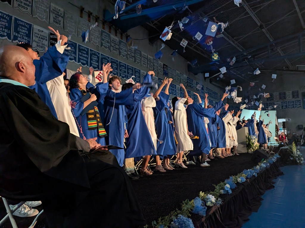 La Jolla Country Day School awards 108 diplomas at graduation – San Diego Union-Tribune