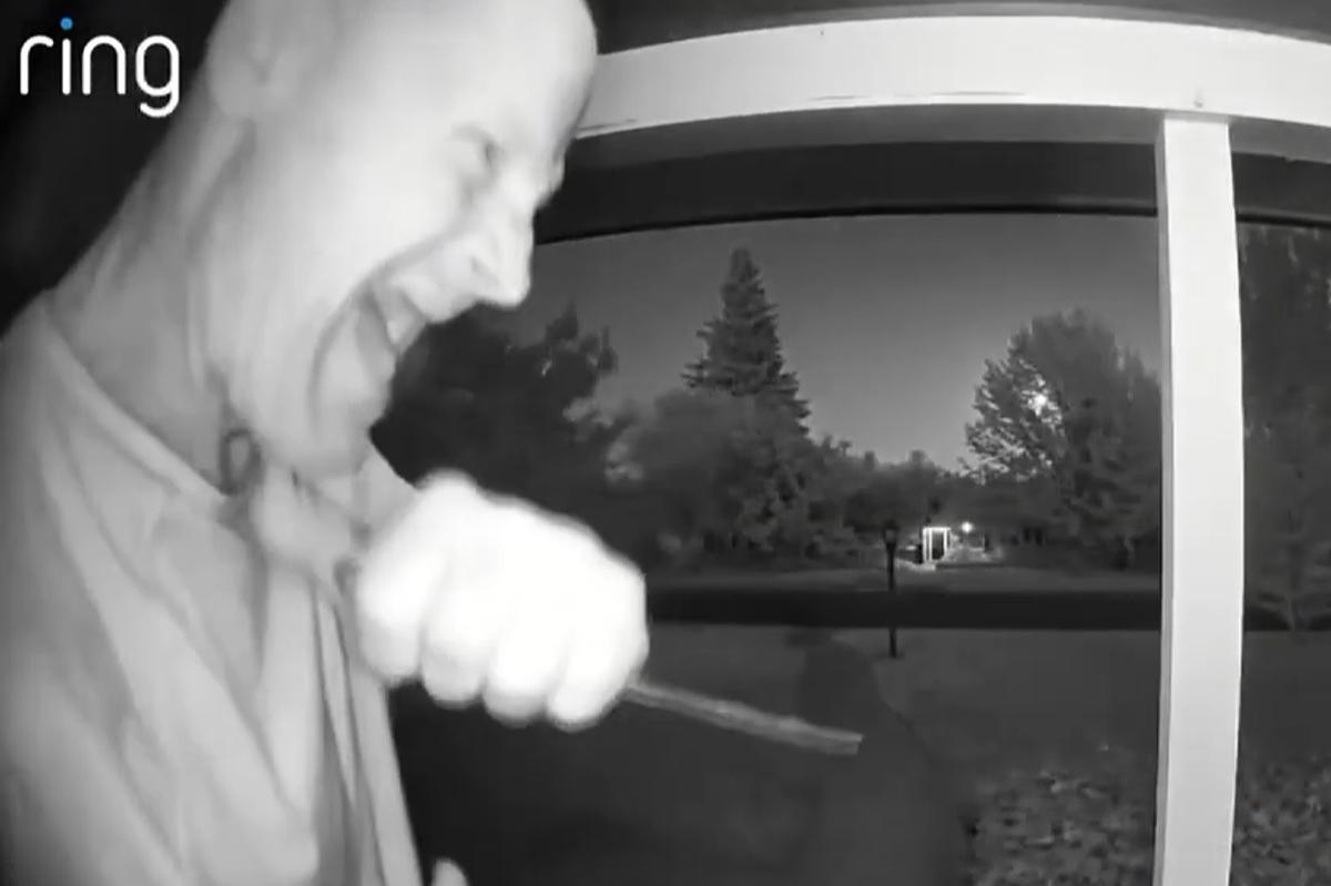 Ring camera captures knife-wielding maniac stalking Arden