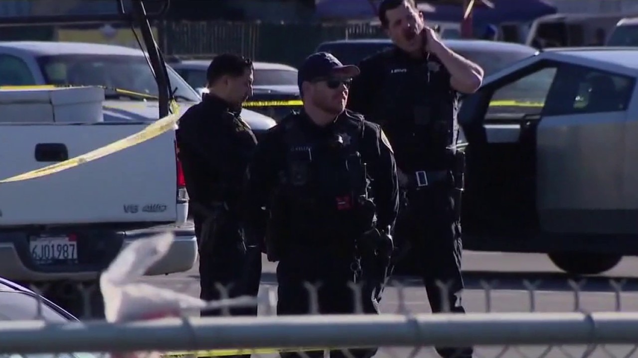 Victim identified in fatal Oakland flea market shooting