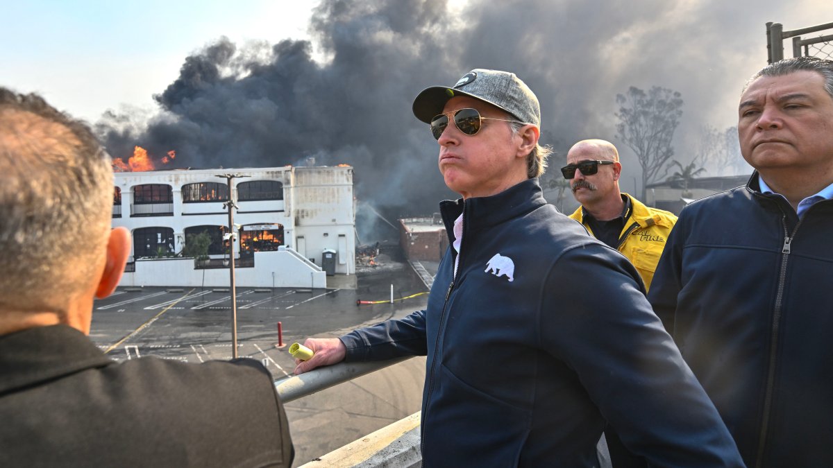 Victims get little relief from Newsom’s $2.5 billion fire fund – NBC Los Angeles