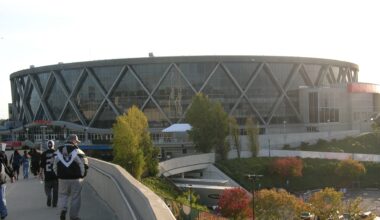 OVG reportedly in talks to buy Oakland Arena