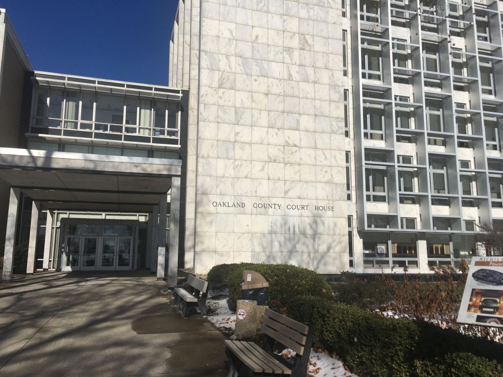 Child pornography case moves forward – The Oakland Press