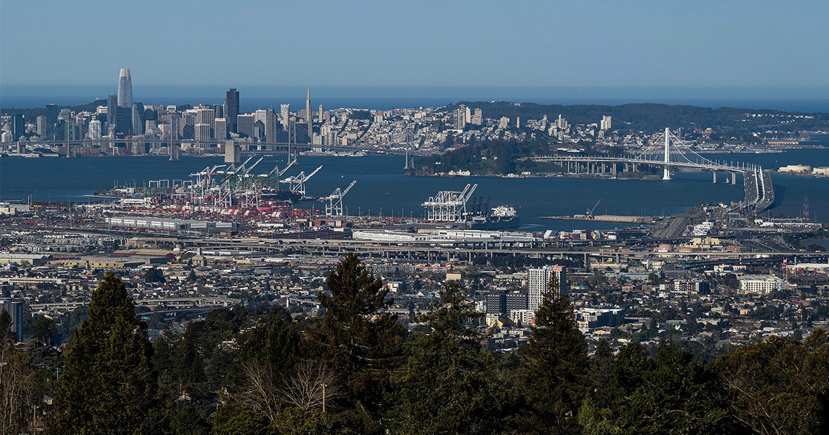 Here's what's causing Oakland home values to drop