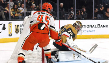 Sennecke Opens the Scoring | Anaheim Ducks