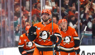 Ducks finish off 2-time conference champ Oilers in G6, reach 2nd round