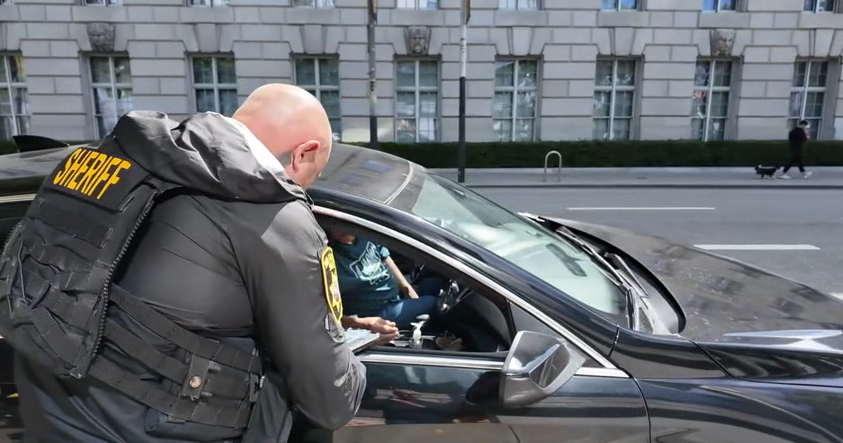 SF deputies crack down on distracted drivers