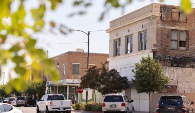 6 Best Towns Near Bakersfield For Retirees