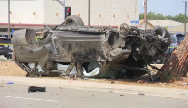 1 dead, 3 injured in rollover crash in South LA – NBC Los Angeles