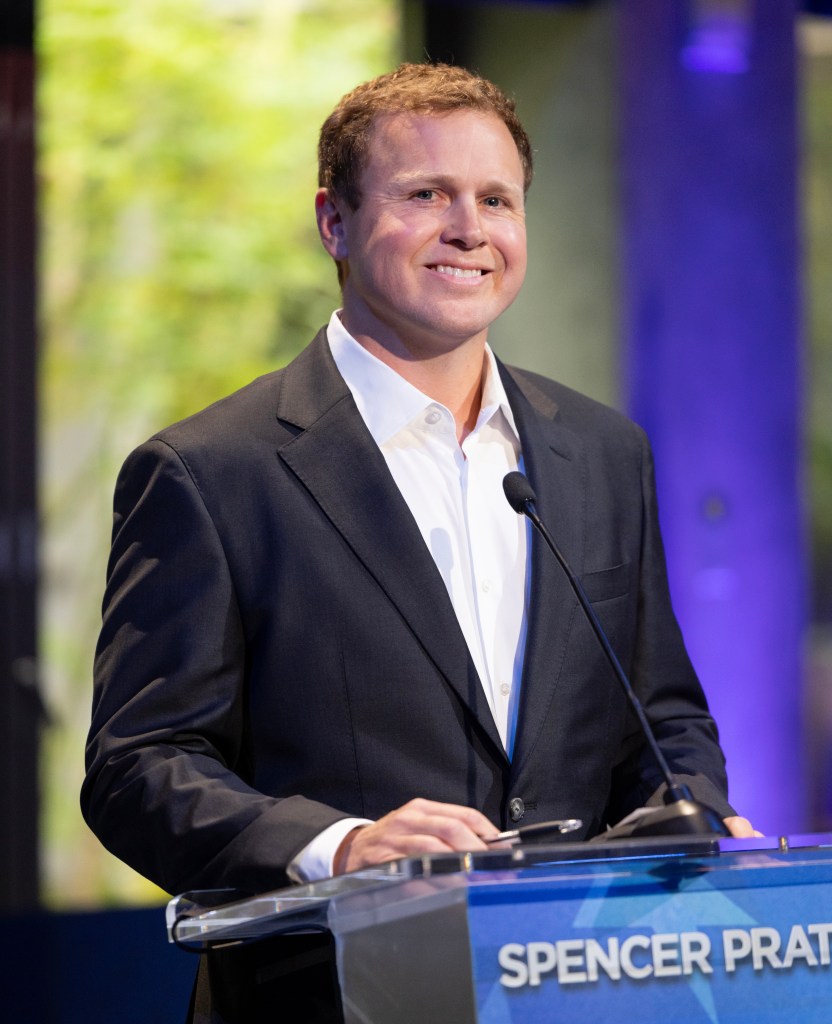 Spencer Pratt speaking at the NBC4 and Telemundo 52 California Gubernatorial and Los Angeles Mayoral Debates.