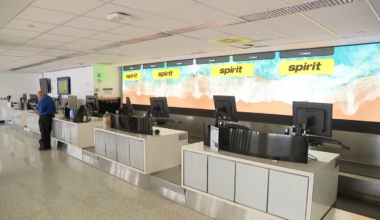 Spirit Airlines shutdown hurting LAX travelers – NBC Los Angeles
