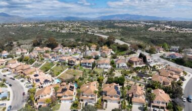 This law aims to prevent investors from flipping distressed homes. They’re managing to anyway — and going unpunished. – San Diego Union-Tribune