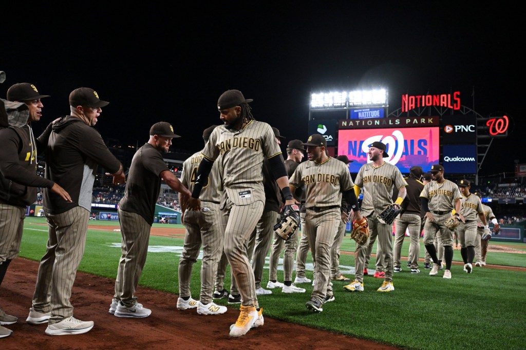 Padres Daily: Merrill's hard yard; Miller flips switch; Giolito's rough road; Manny's tardiness
