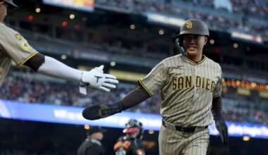Padres mix up lineup, light up scoreboard in victory over Giants