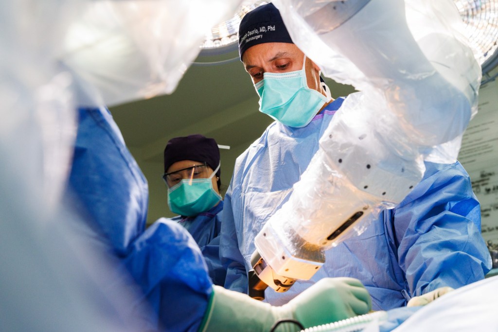 It’s ‘trust, but verify’ for new AI spine surgery system – San Diego Union-Tribune