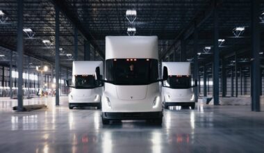 Tesla Semi's official battery capacity leaked by California regulators