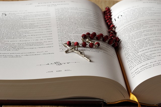 Large Catholic Gatherings Heads to Long Beach