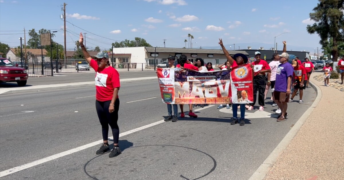 Mothers Against Gang Violence 500 Women March held in Bakersfield