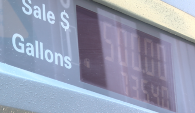 Rising gas prices hits Bakersfield trucking owner as Costs are the highest