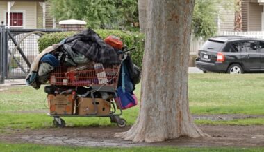Homelessness in Kern County is nearly flat, officials credit expanded services