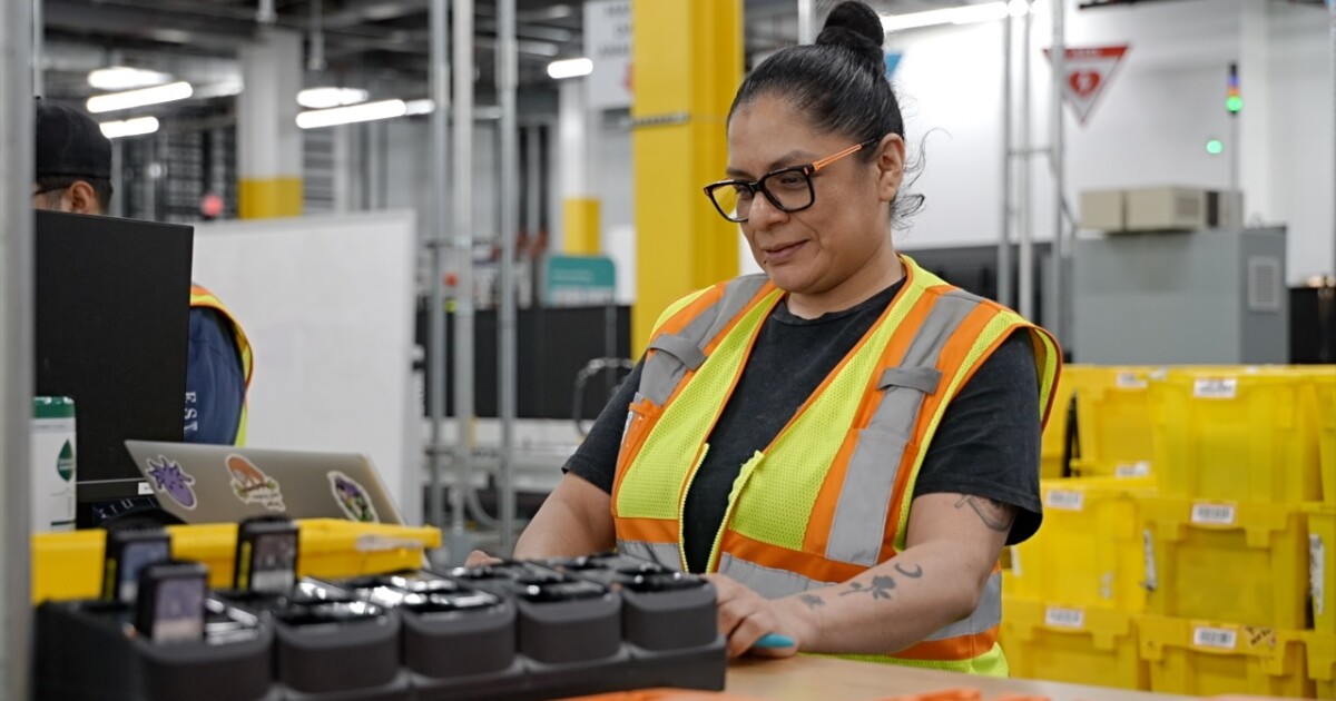 From homelessness to leadership: Bakersfield Amazon employee shares journey