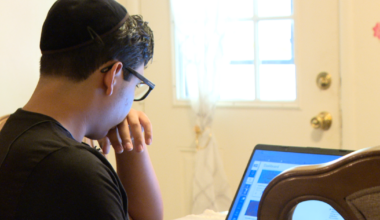 Bakersfield 16 year old went from falling behind to graduating ahead online
