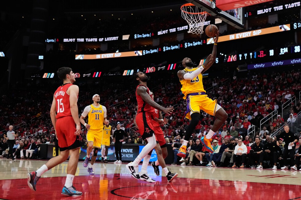 Los Angeles Lakers advance to second round after defeating Houston