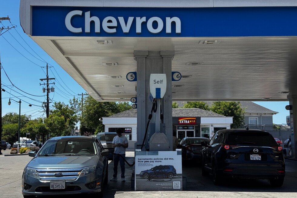 Newsom tells Californians to avoid Chevron because of high gas prices