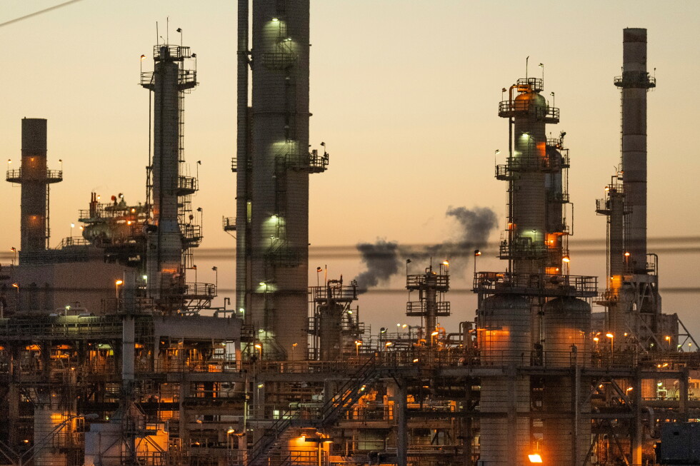California air regulators approve changes to cap-and-trade program