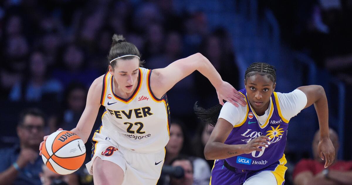 Caitlin Clark and Indiana Fever roll to win over Sparks
