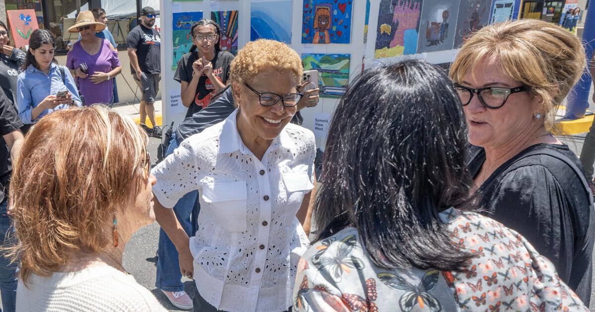 L.A. mayoral hopefuls Bass, Pratt and Raman make final primary push