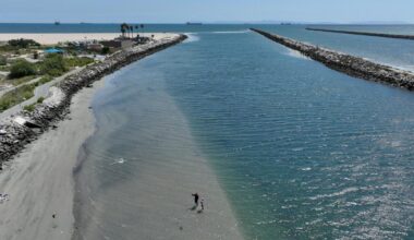 L.A., San Gabriel rivers to get 'trash interceptors' to protect ocean