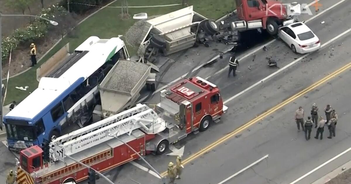 Big rig crash in Santa Clarita injuries 13; one in critical condition