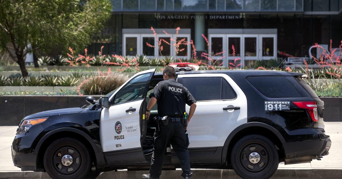 LAPD anti-gang unit shut down, officers investigated over body cams