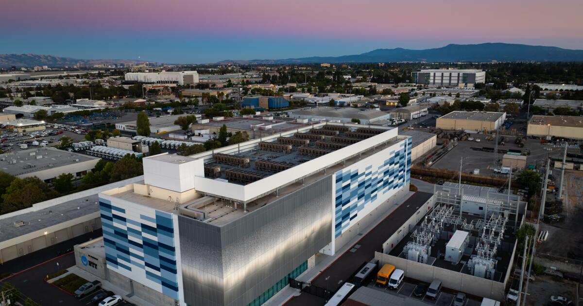 Hiltzik: Why do people hate data centers?