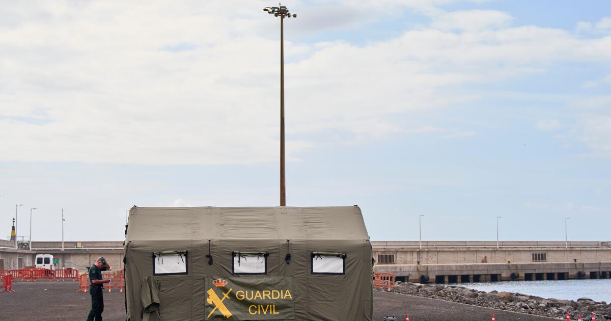 As hantavirus outbreak unfolds on ship, CDC is absent