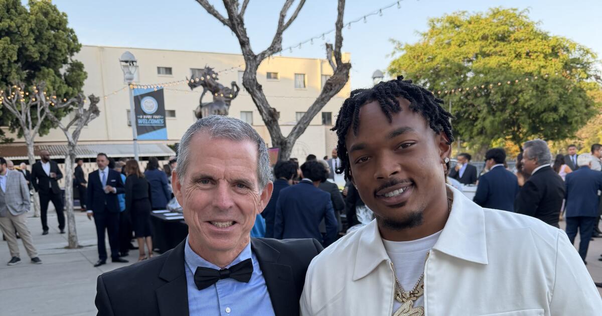 Salesian honors San Francisco 49ers defensive back Deommodore Lenoir