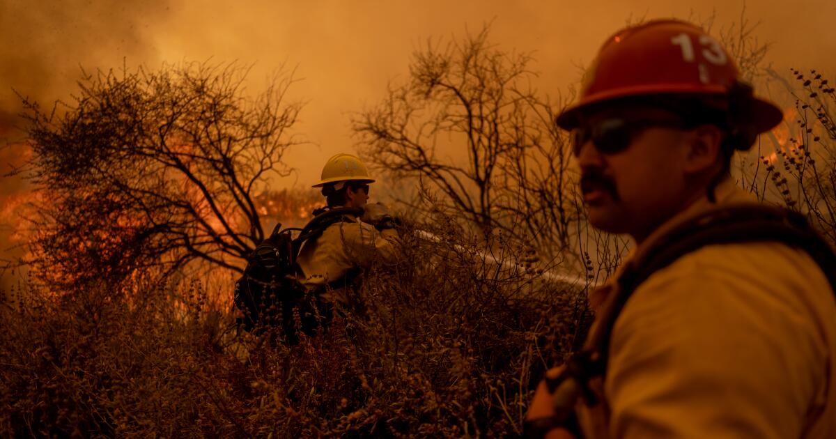 Sandy fire crew salvages family wedding ring amid Simi Valley ashes