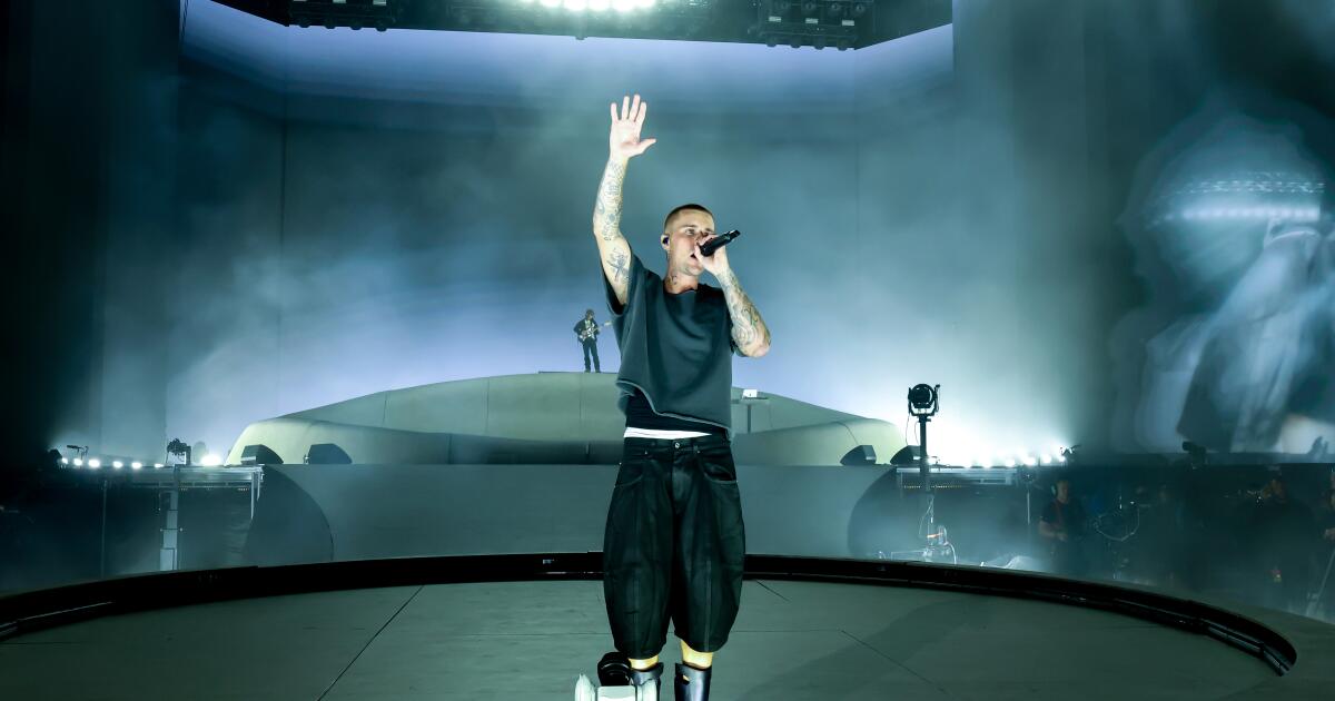 Justin Bieber plays an A-list Montecito party with defense execs