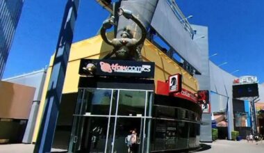 Dark Horse Comics to close all Things From Another World storefronts